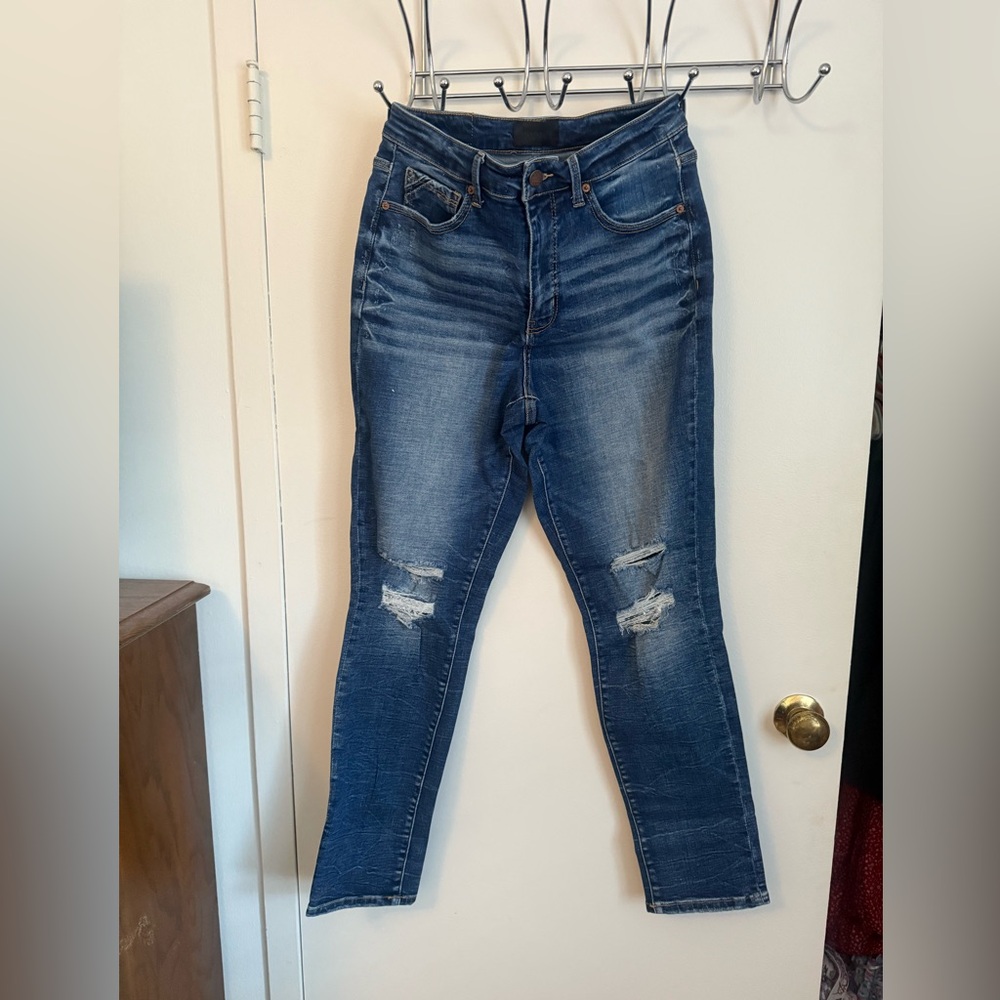 Buckle Black Mom Distressed Jeans